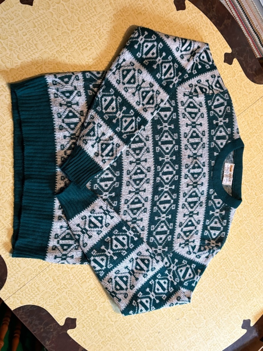 Vintage Green and Cream Geometric Knit Sweater